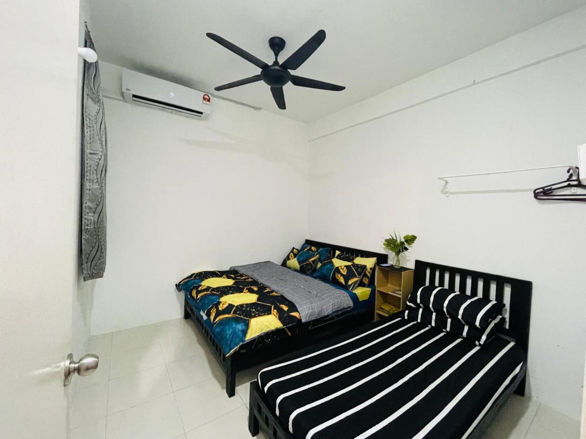 Fr Residensi 2 Wakaf Che Yeh, *