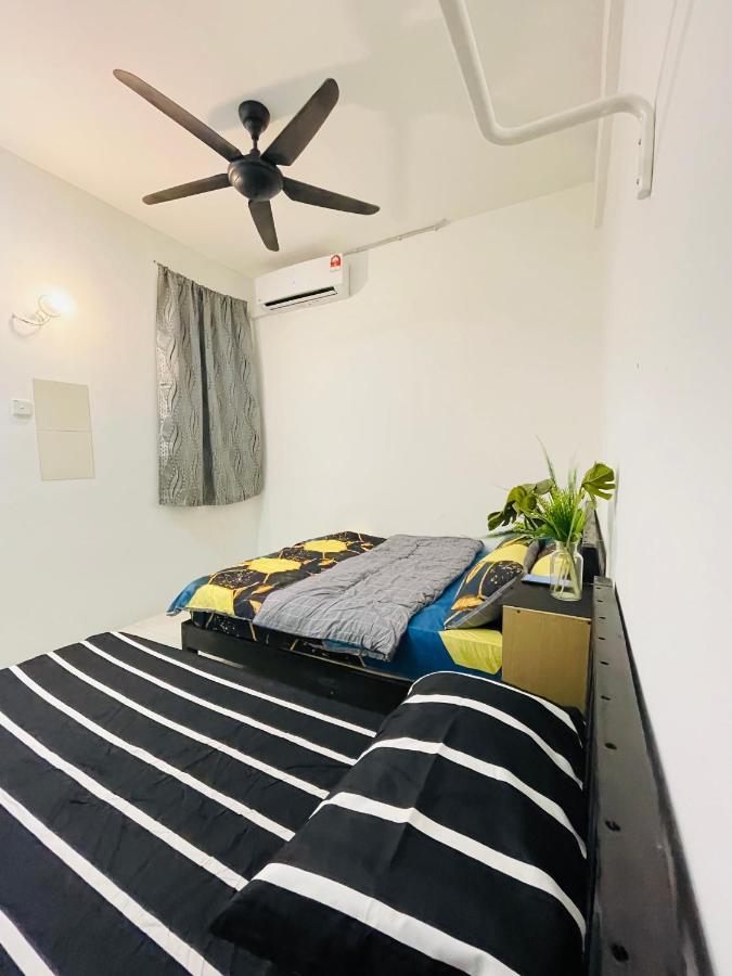 Apartment Fr Residensi 2 Wakaf Che Yeh, Kota Bharu
